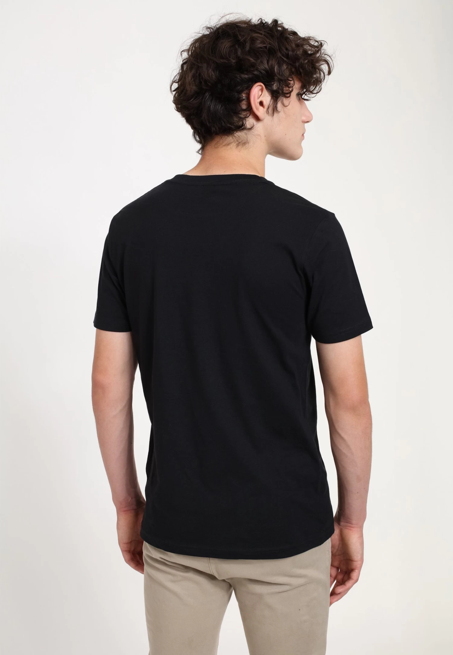 Disney Coco Un Poco Loco Floral EmbT-Shirt Con StampaBlack Uomo T-shirt E Polo H3A22O28T-Q11 2 Disney Coco Un Poco Loco Floral EmbT-Shirt Con StampaBlack Uomo T-shirt E Polo H3A22O28T-Q11 - immagine 2