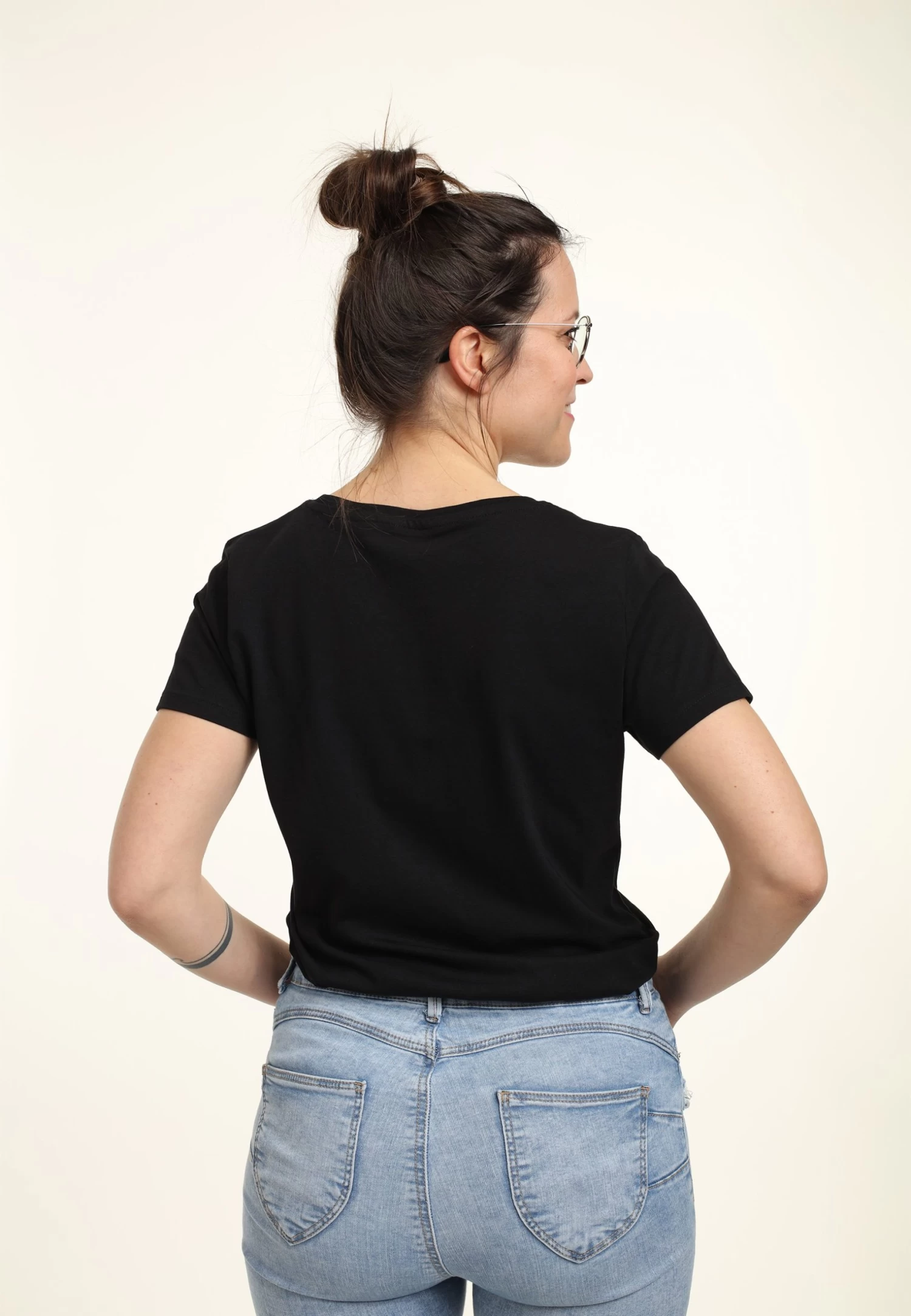 Disney Mickey Classic Animal EarsT-Shirt Con StampaBlack Donna T-shirt E Top H3A21D2F8-Q11 2 Disney Mickey Classic Animal EarsT-Shirt Con StampaBlack Donna T-shirt E Top H3A21D2F8-Q11 - immagine 2